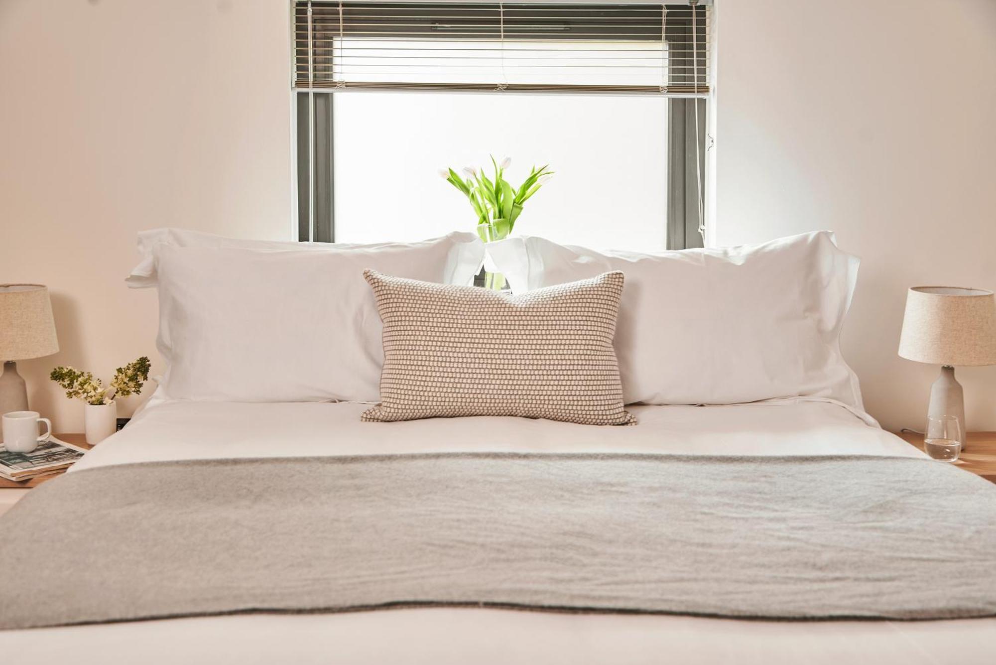 The Moorings - Stylish Duplex Apartment On Torquay Harbourside Екстер'єр фото